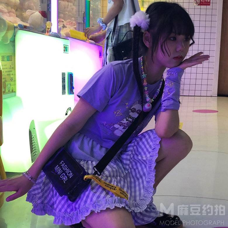 校园模特