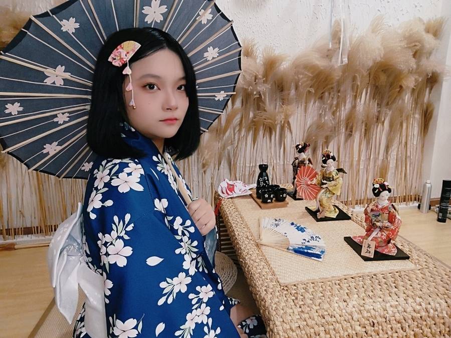 少女模特