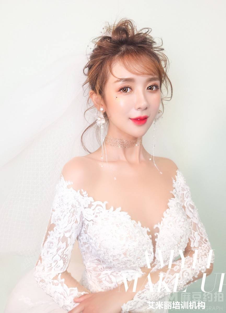 妆容模特