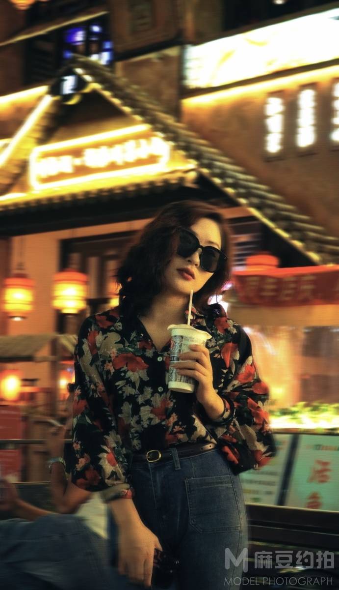 夜景模特
