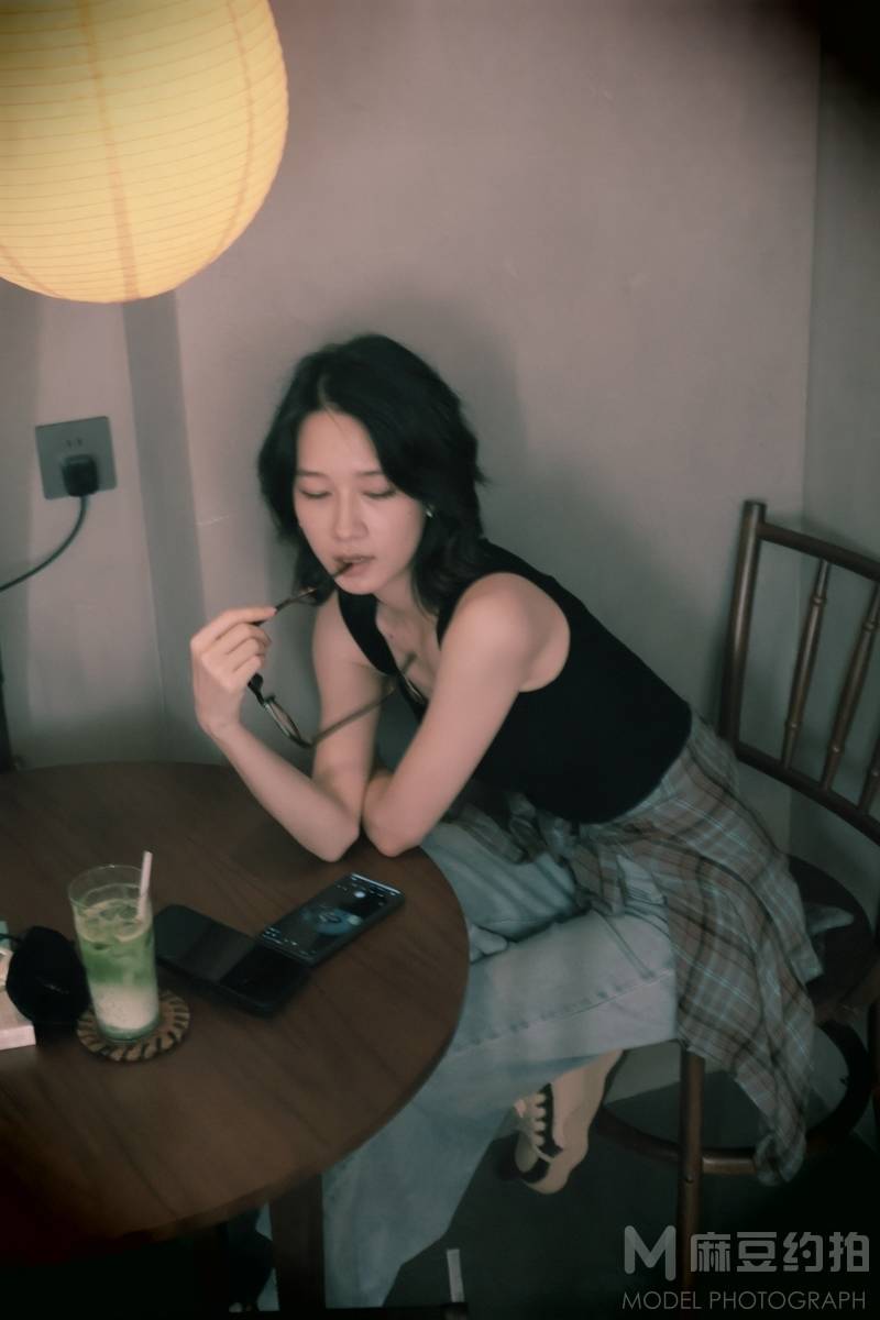 胶片模特