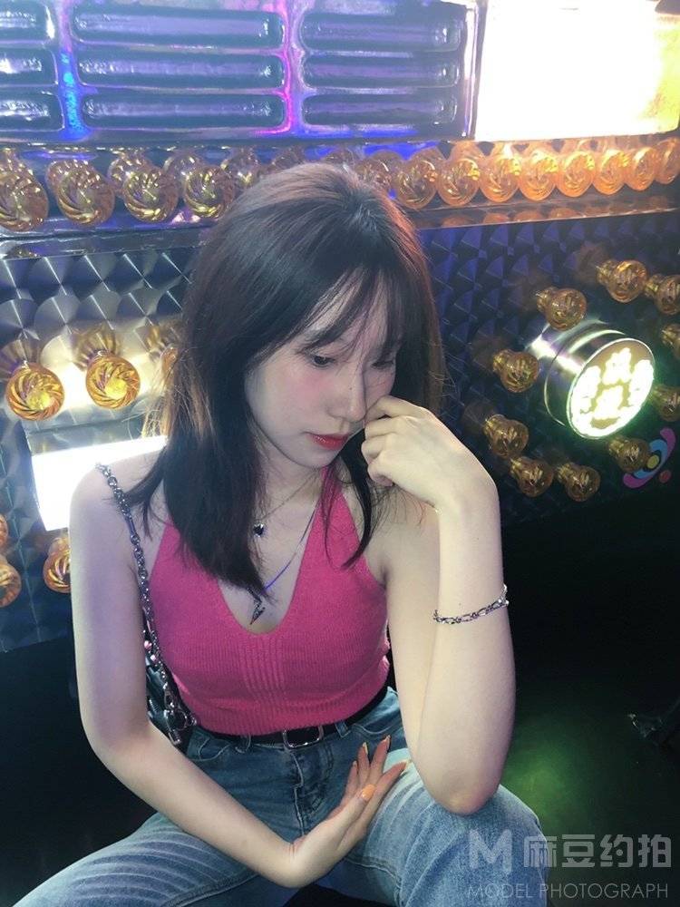 胶片模特
