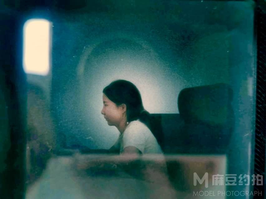 胶片模特