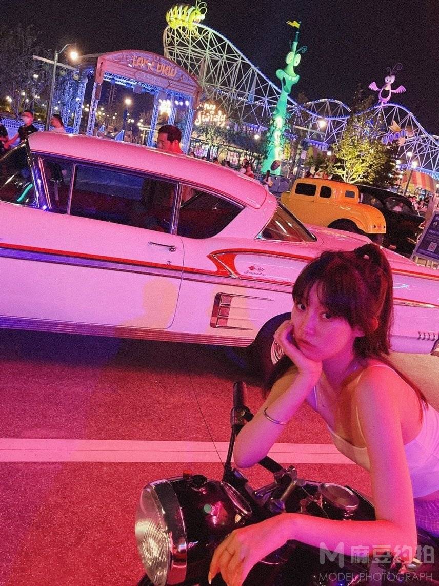清新模特