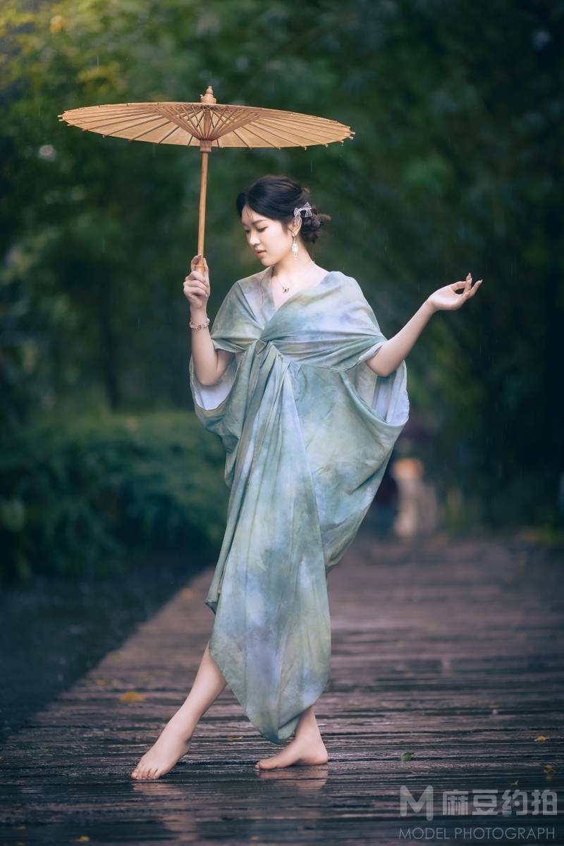 清新模特