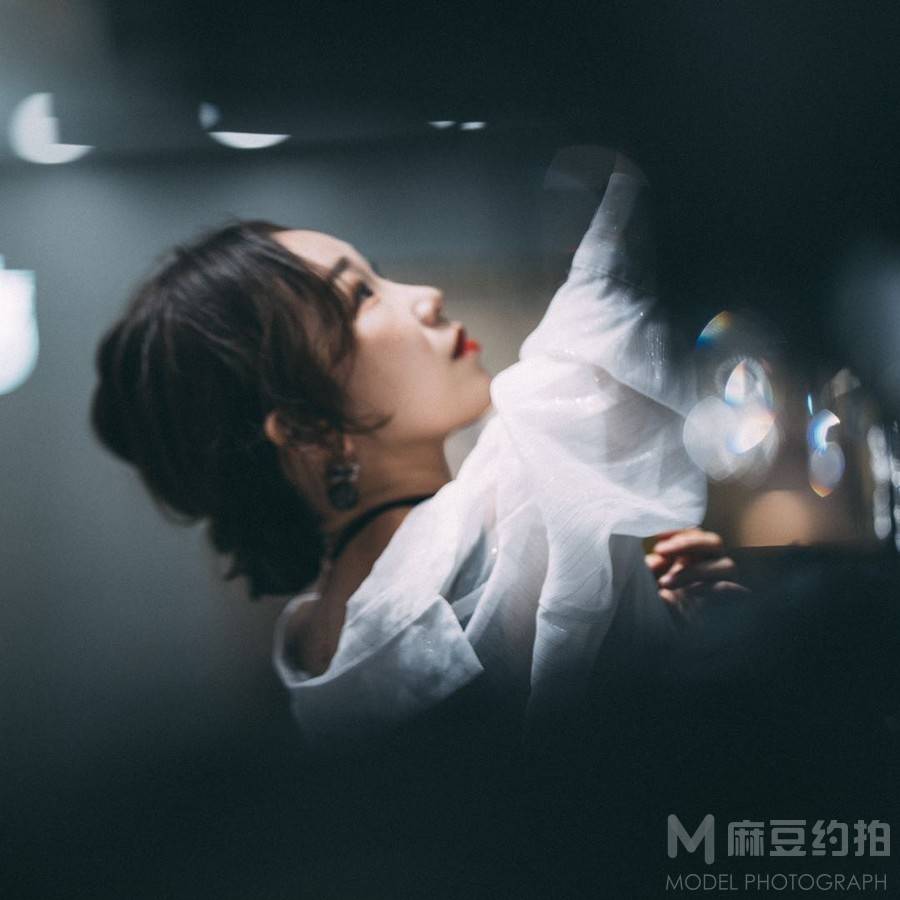 夜景模特