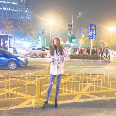 夜景模特