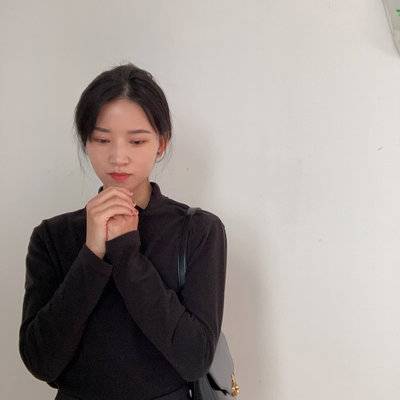 黑白模特