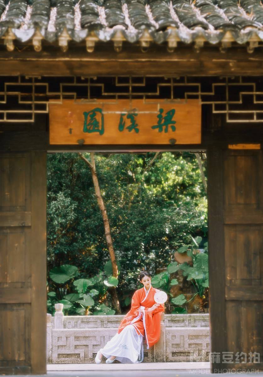 汉服模特