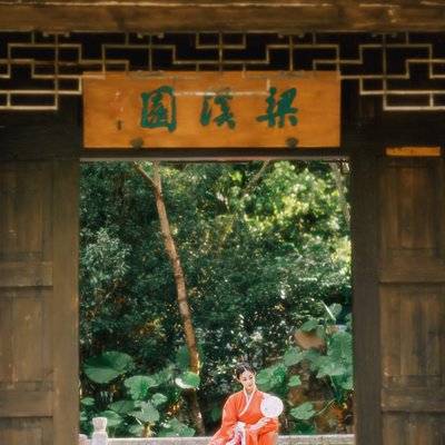 汉服模特