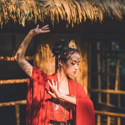 汉服模特