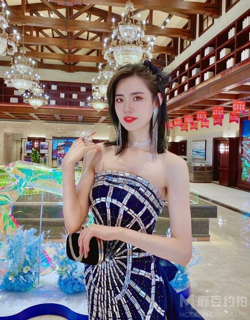 商务模特