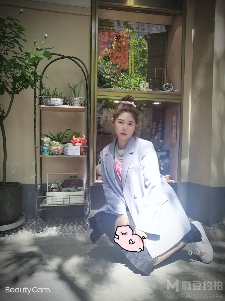 校园模特
