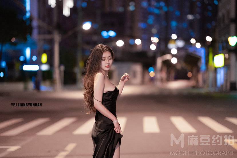 夜景模特