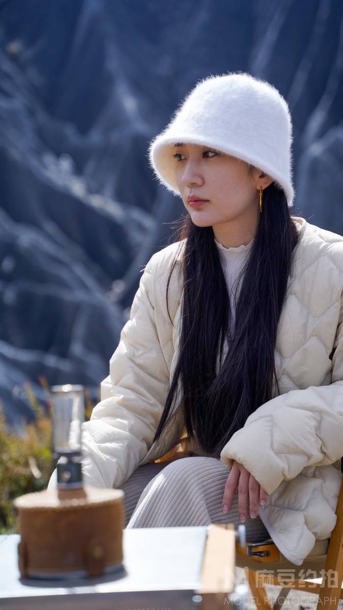 黑白模特