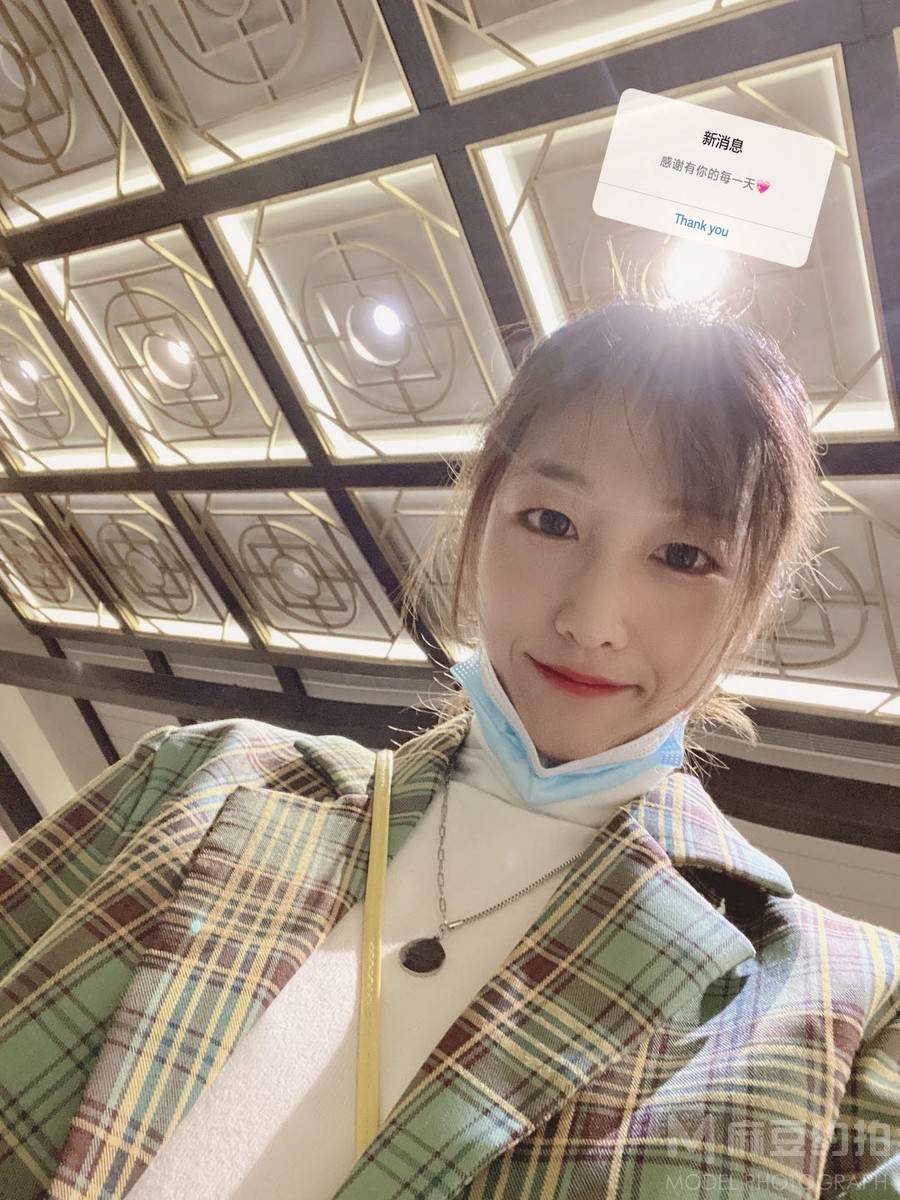 纪实模特