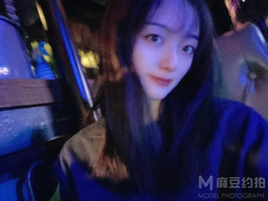 纪实模特