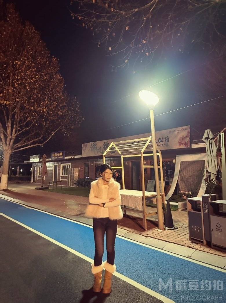 夜景模特