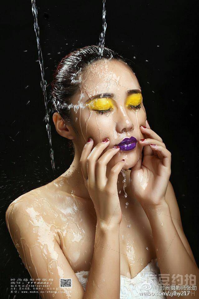 情绪模特