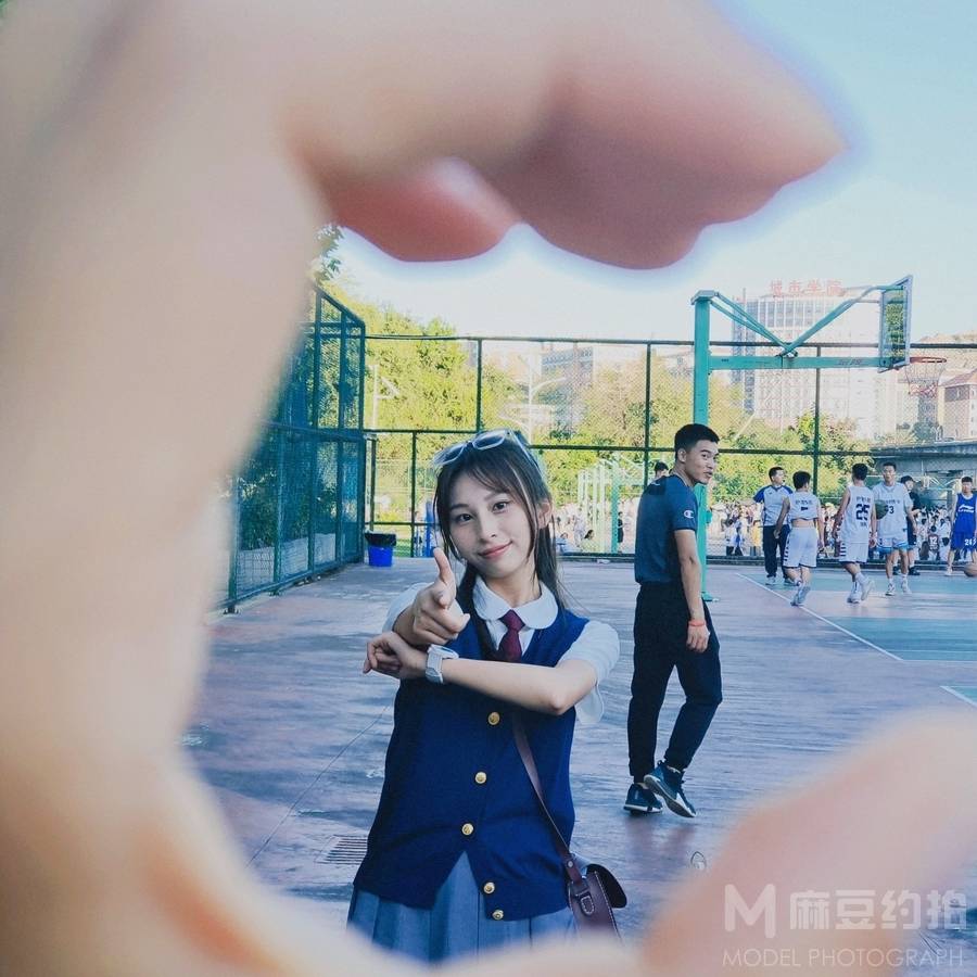 校园模特
