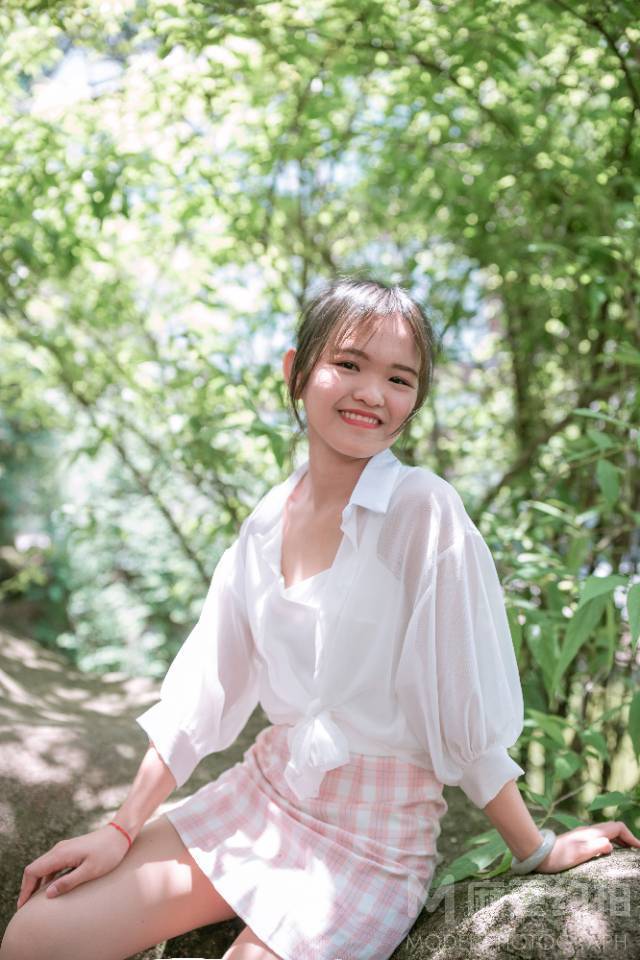 清新模特
