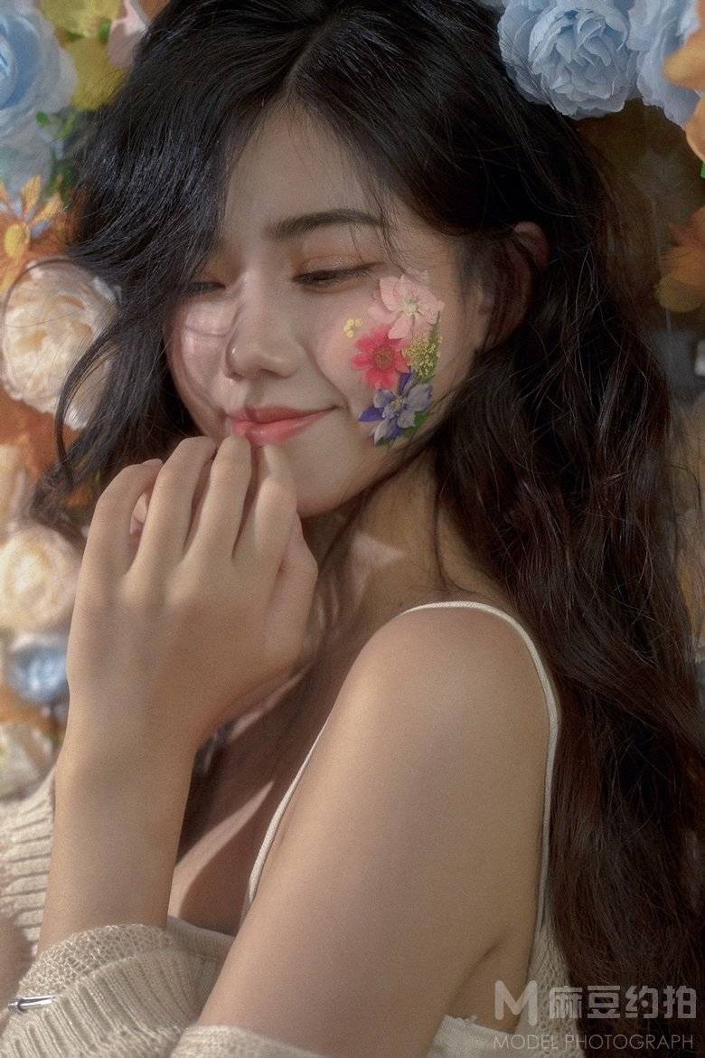 胶片模特