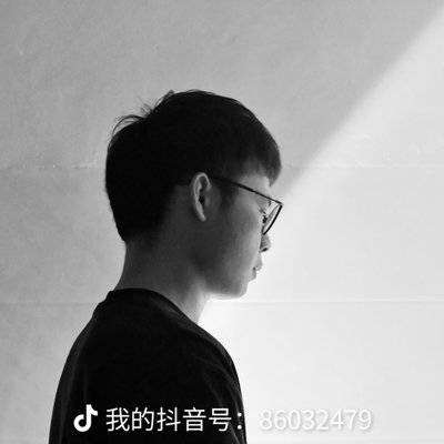 黑白模特