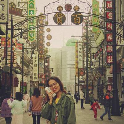 校园模特