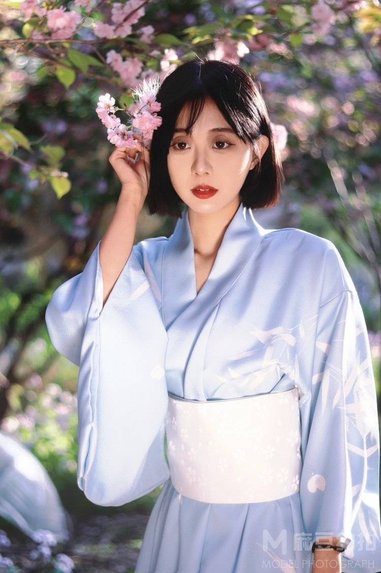 和服模特