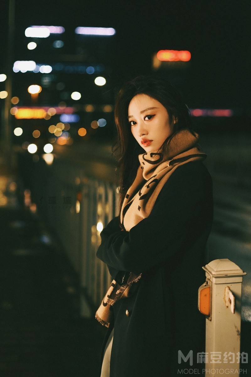 夜景模特