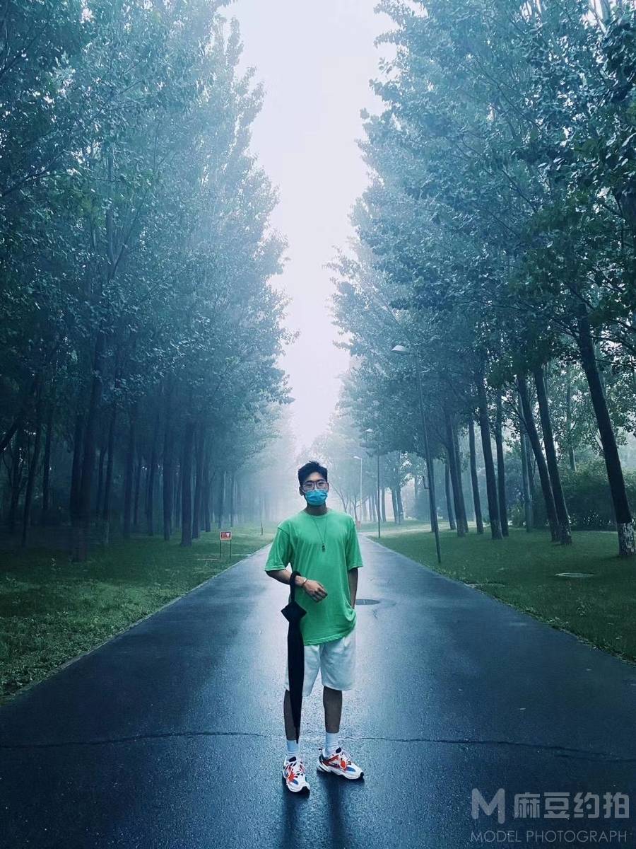清新模特