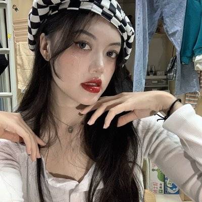 黑白模特
