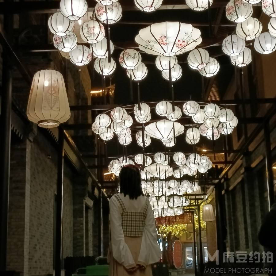 民国模特