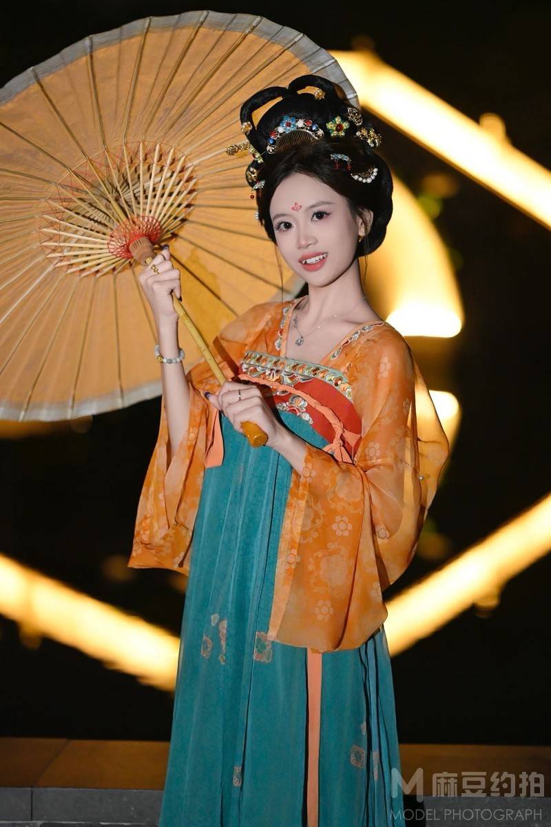 民国模特