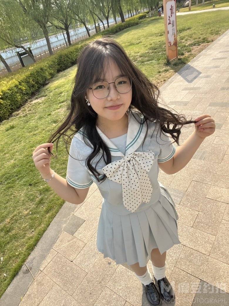 清新模特