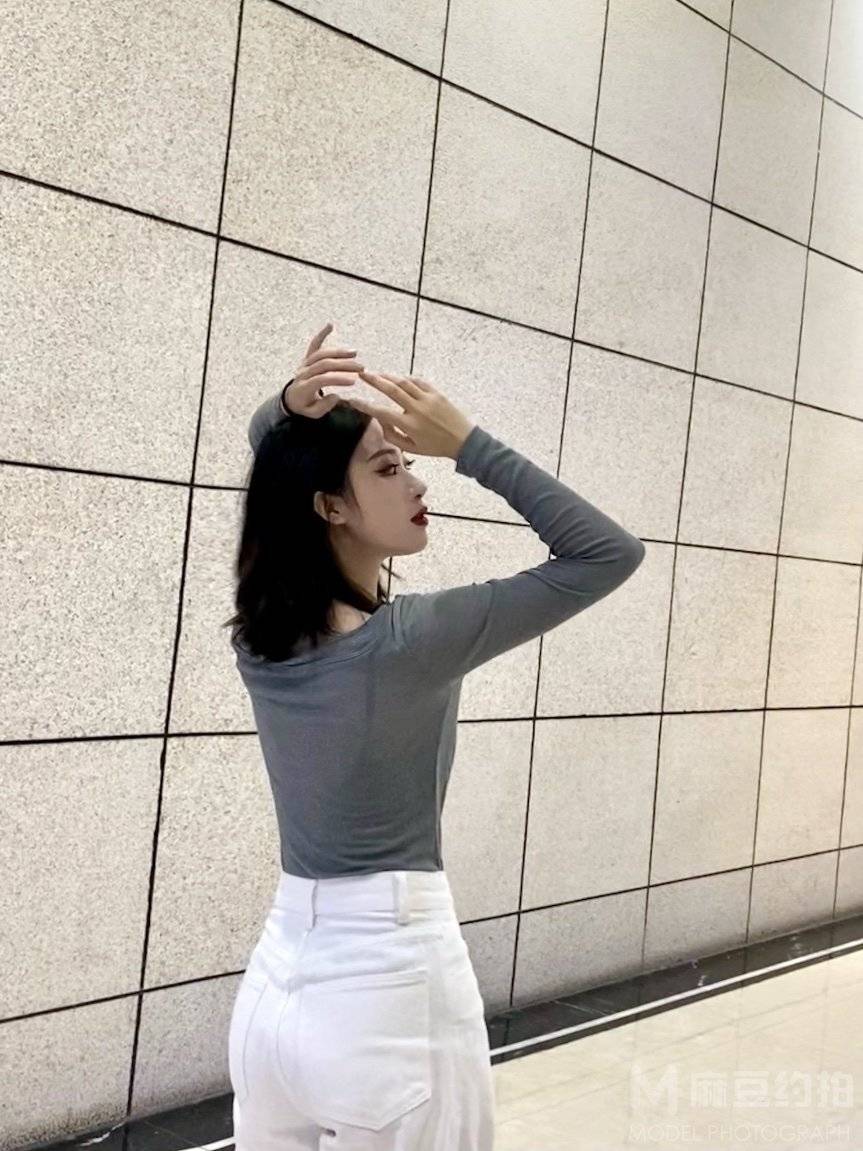 校园模特