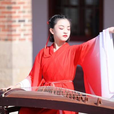 汉服模特