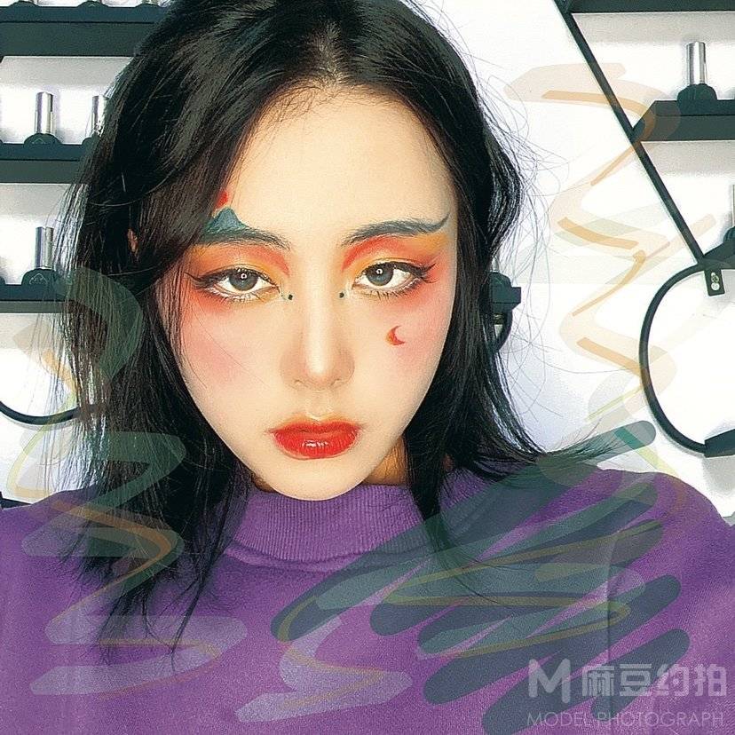 妆容模特
