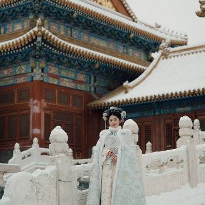 汉服模特