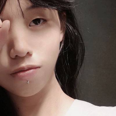 黑白模特