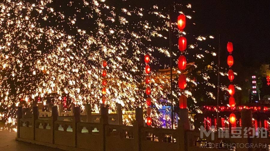 民国模特