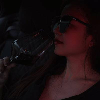 黑白模特