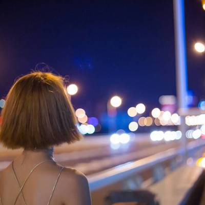 夜景模特