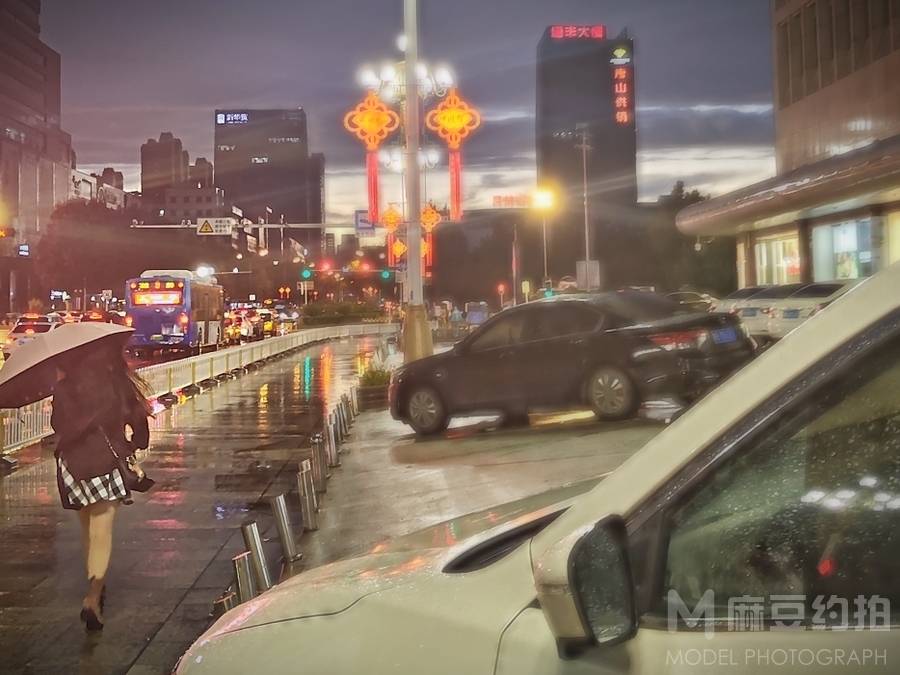 夜景模特