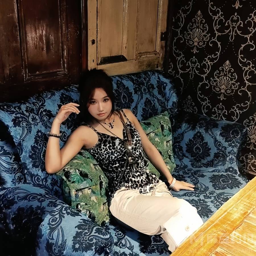 宝丽来模特