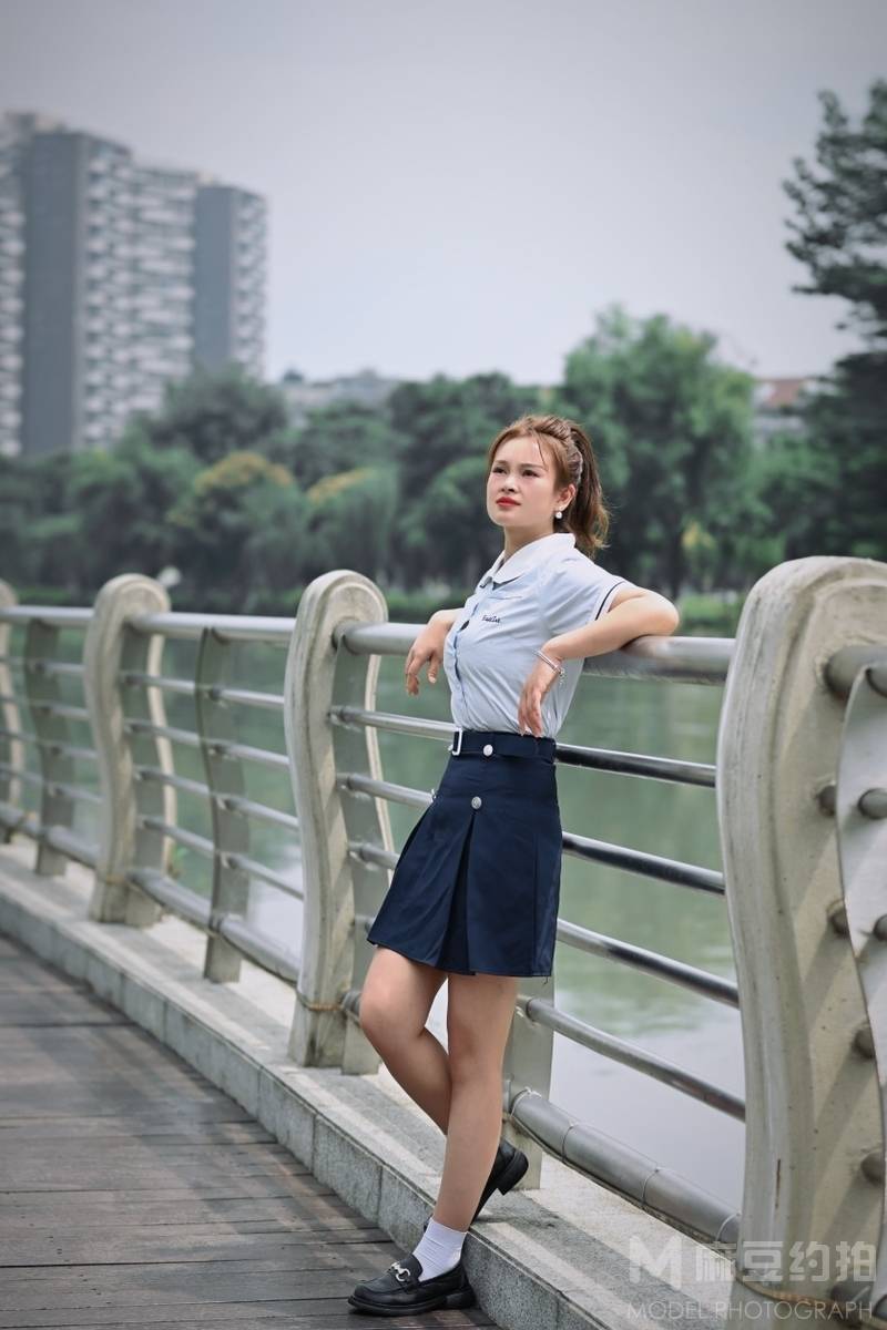 清新模特