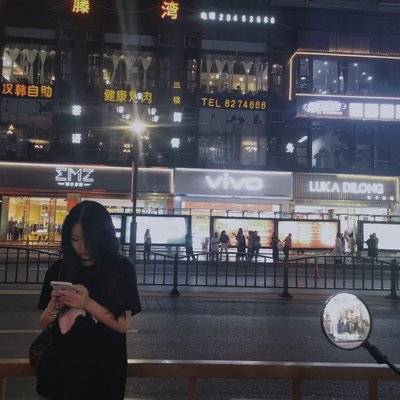 黑白模特