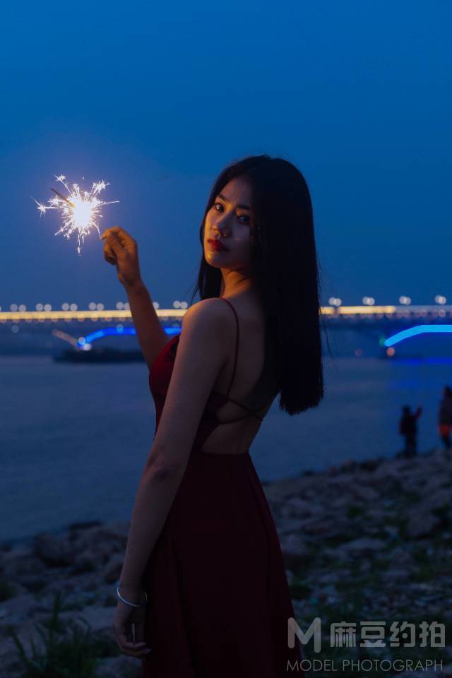 清新模特