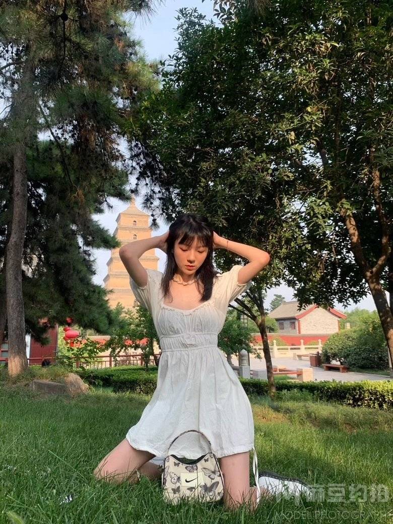 清新模特