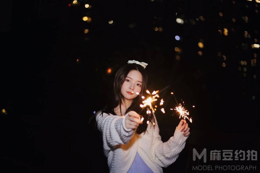 夜景模特